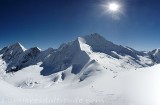 A ski vers le Zinalrothorn, Valais, Suisse