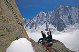 Alpinistes escaladants l'aiguille d'argentiere, Massif du Mont-Blanc, Haute-savoie, France