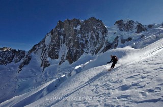 Descente de la breche puiseux, Massif du Mont-Blanc, Haute-savoie, France