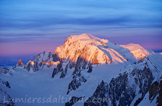Le Mont-Blanc au lever du jour depuis l'aiguille Verte