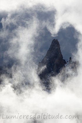 Coeur de nuage sur la Dent du Geant, Chamonix