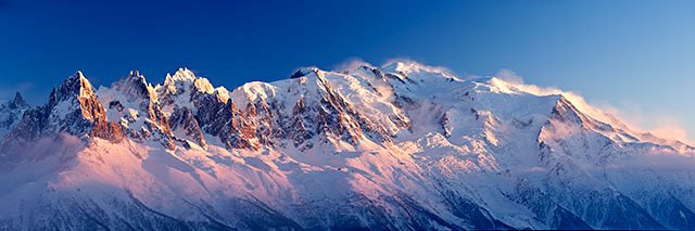 Le massif du Mont-blanc en hiver